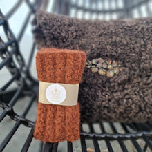 Last inn bildet i Galleri-visningsprogrammet, Pulsvarmere i 100% baby alpakka garn