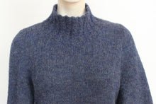 Last inn bildet i Galleri-visningsprogrammet, Strikket genser